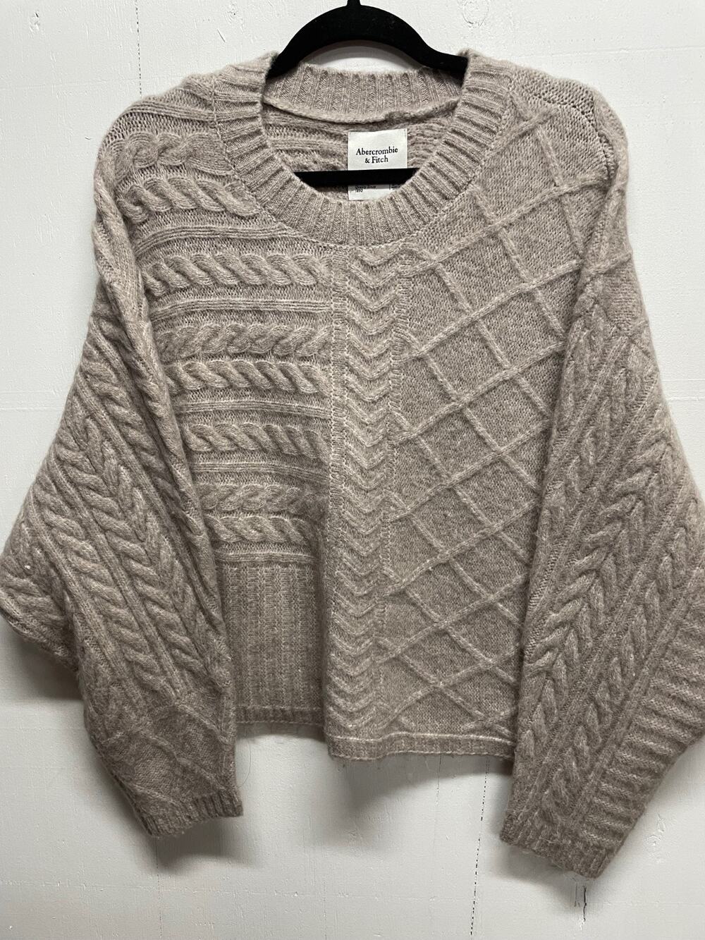 Abercrombie Fitch Sweater Size S/M Taupe Tan Fuzzy Oversized Sleeves Y2K